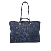 CHANEL DEAUVILLE SHOPPING BAG