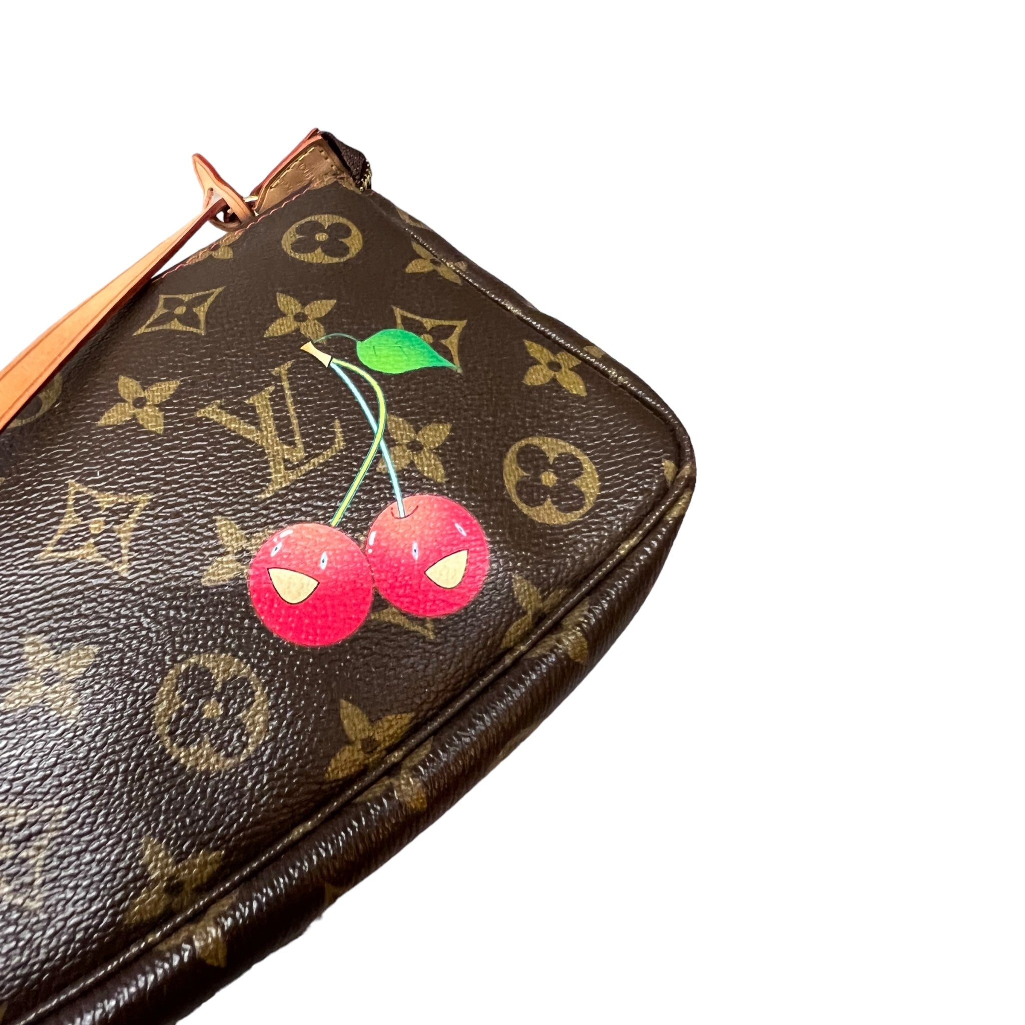 LOUIS VUITTON POCHETTE ACCESSOIRES