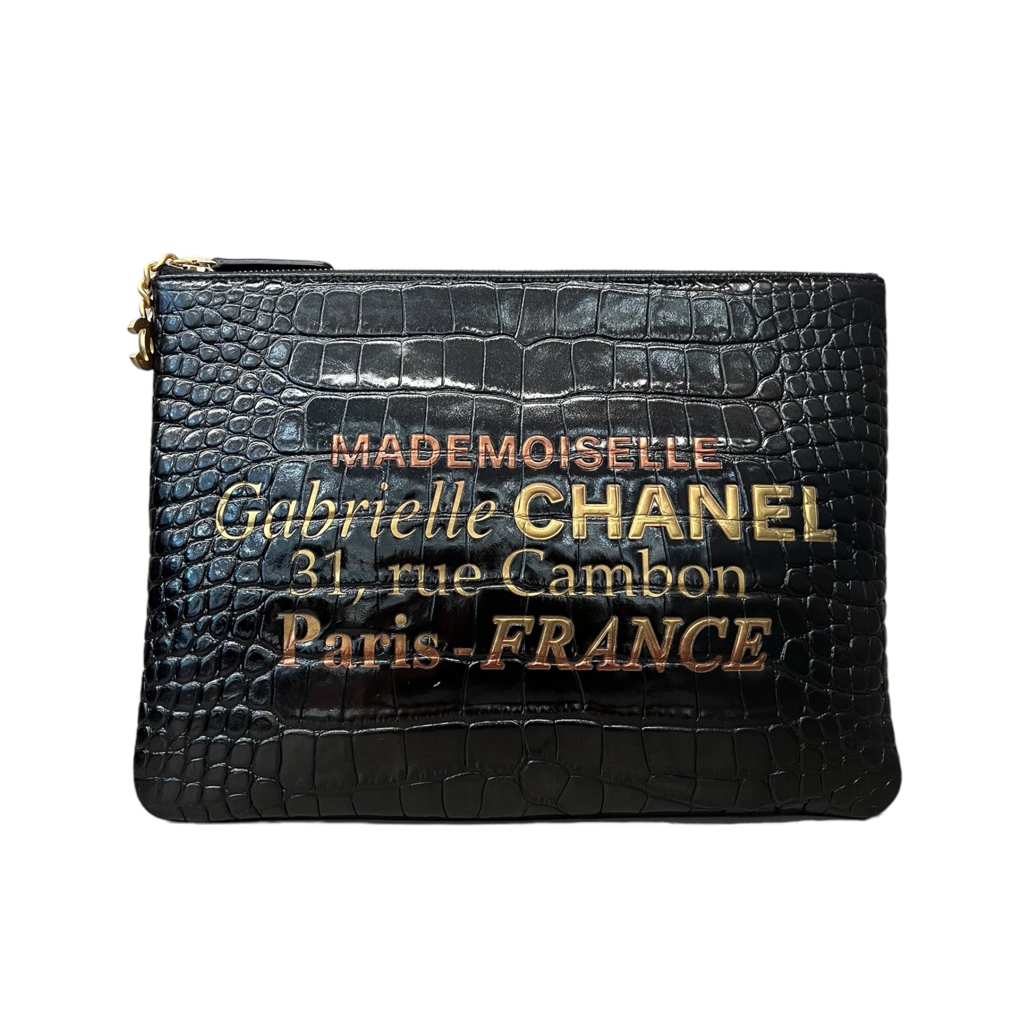 CHANEL POCHETTE