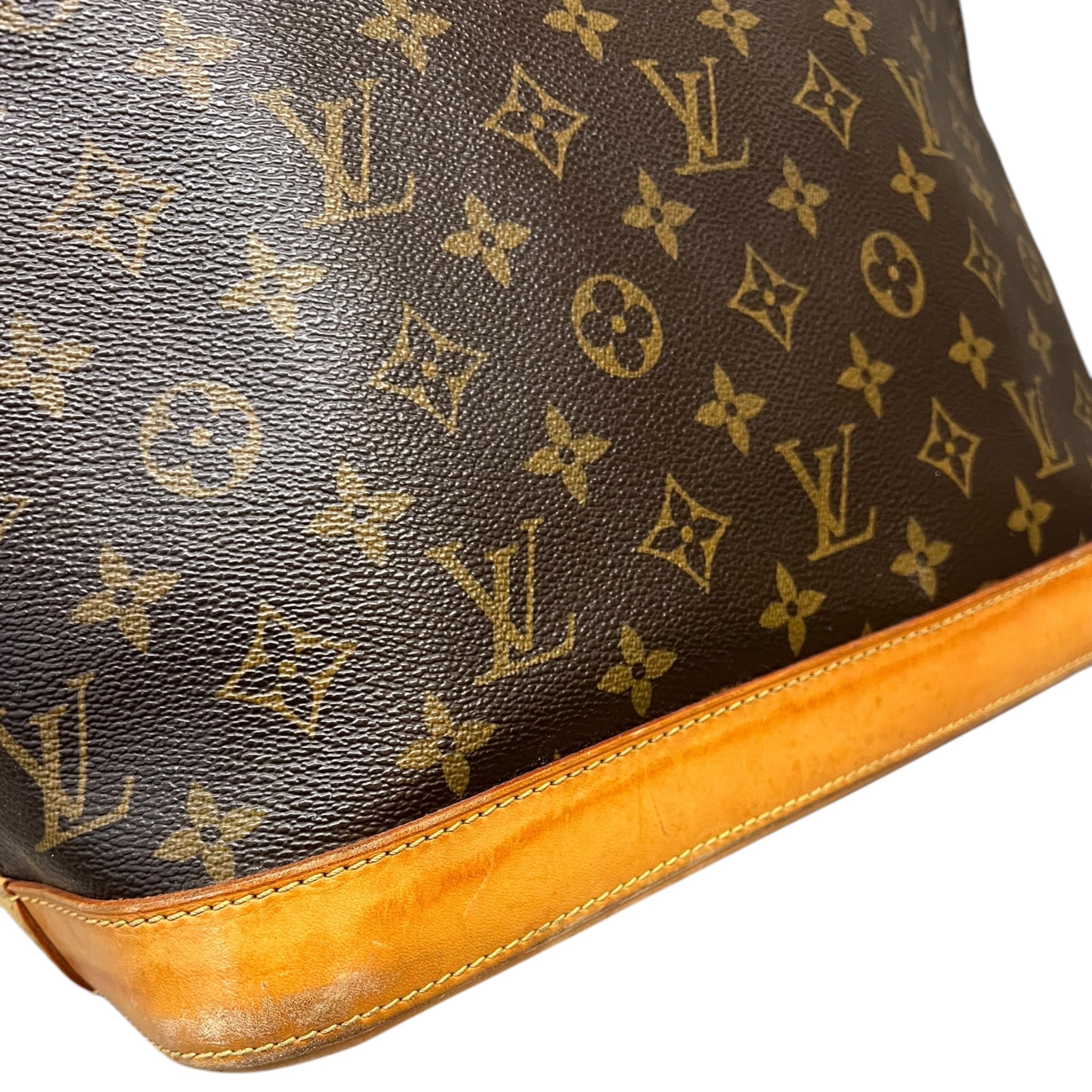 LOUIS VUITTON ALMA