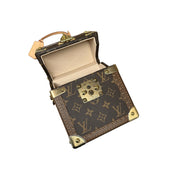 LOUIS VUITTON CAMERA BOX