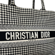 DIOR BOOK TOTE MEDIA